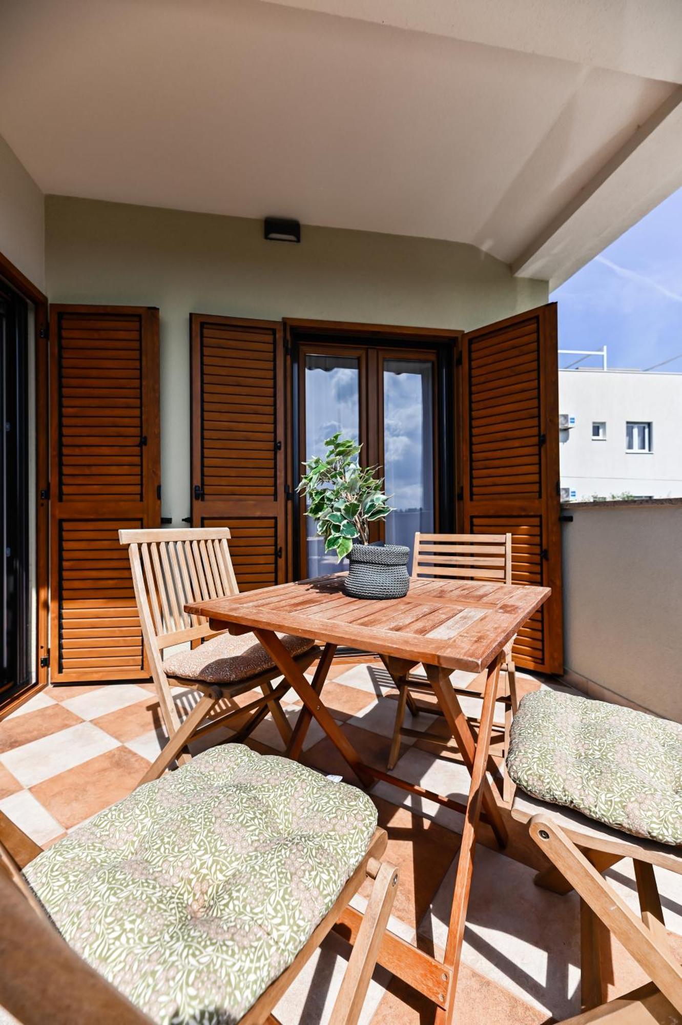 Apartment Barbara Bibinje Bagian luar foto